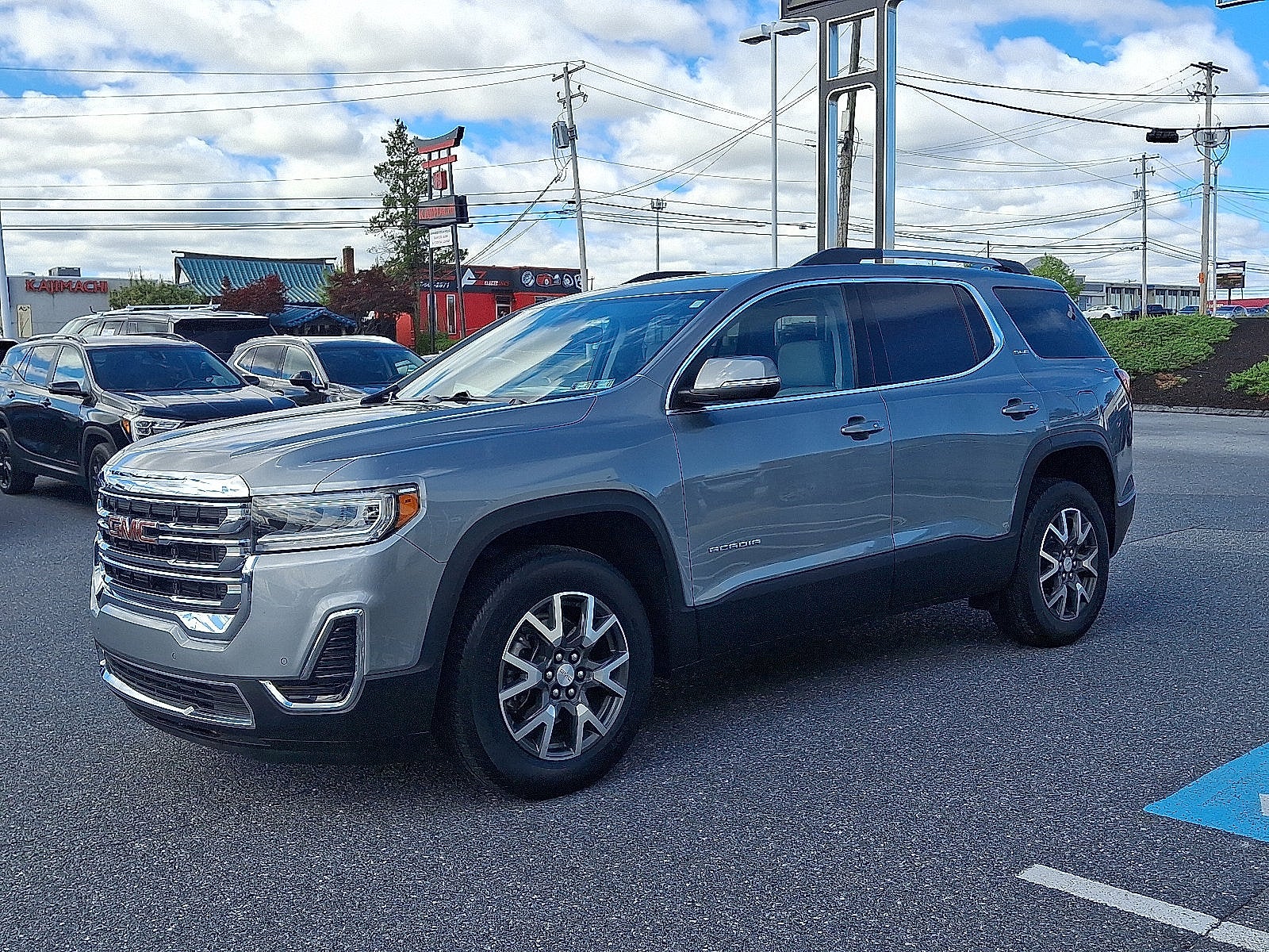 2023 GMC Acadia SLE