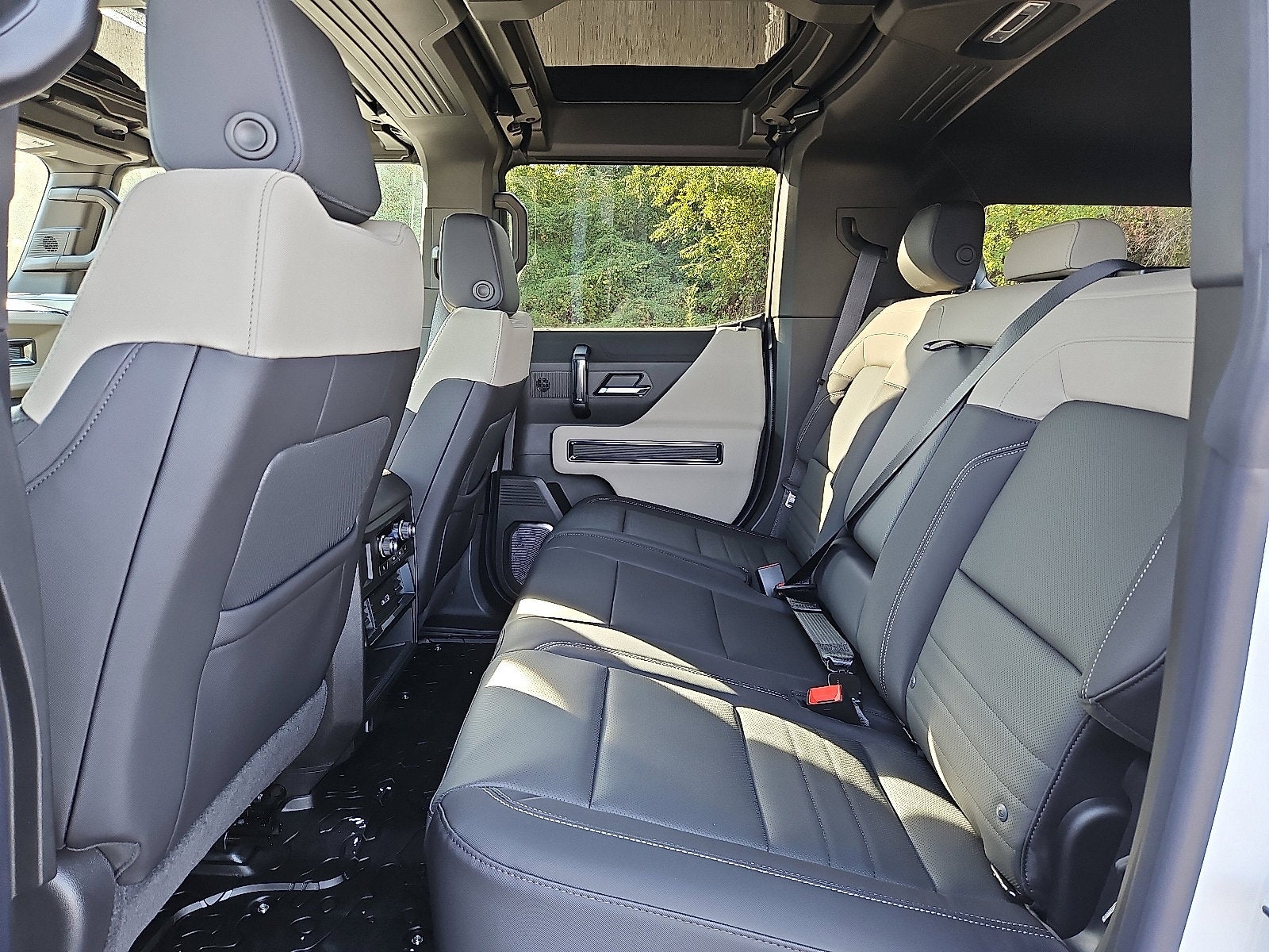 2026 GMC HUMMER EV SUV 2X
