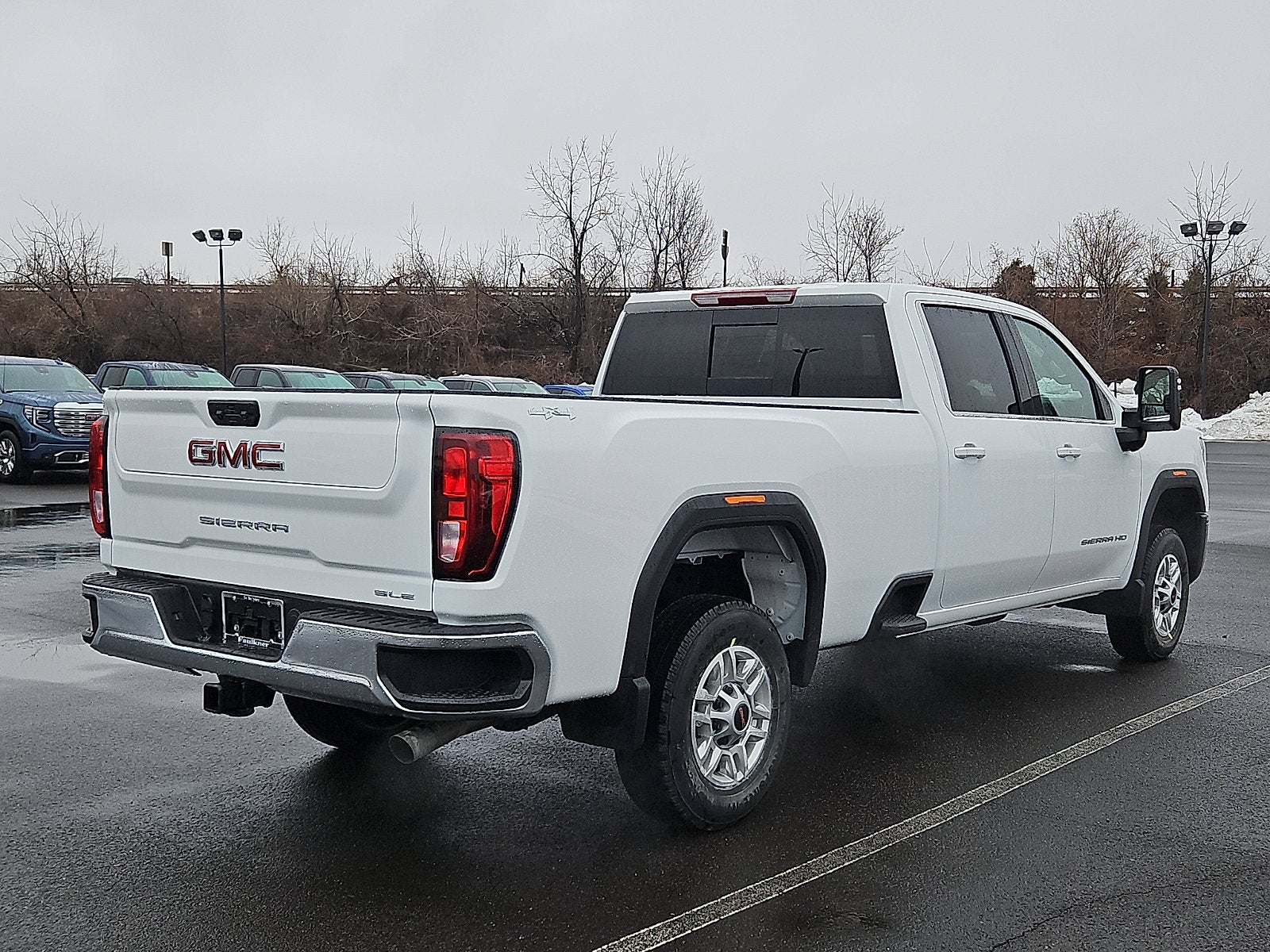 2026 GMC Sierra 2500 HD SLE