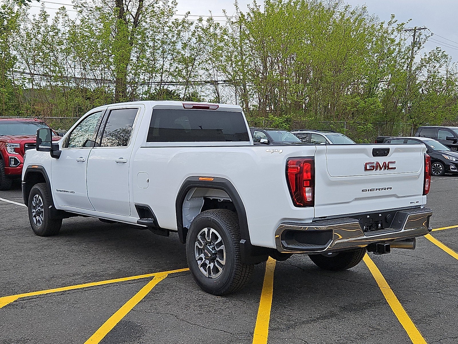 2026 GMC Sierra 2500 HD SLE