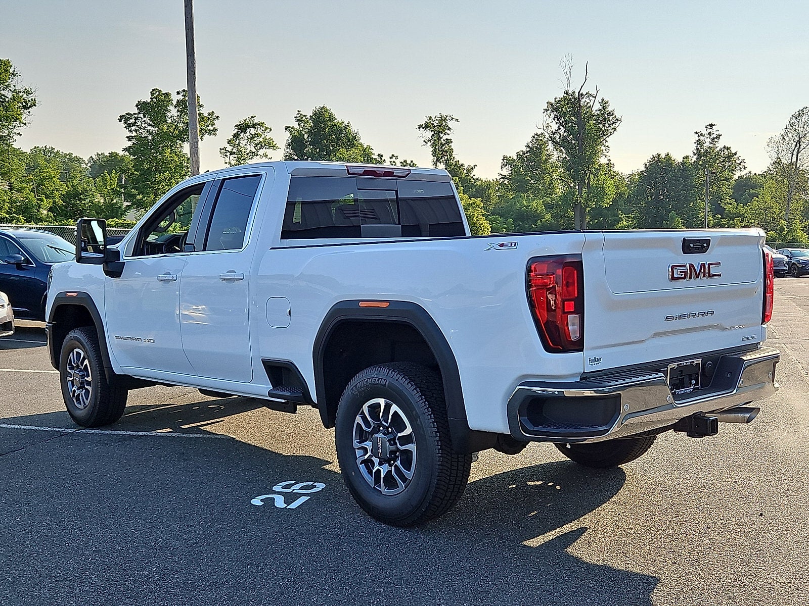 2026 GMC Sierra 2500 HD SLE
