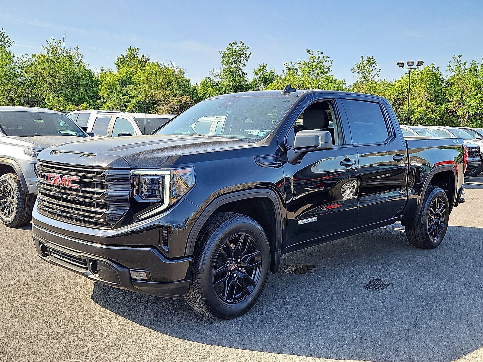 2023 GMC Sierra 1500 Elevation
