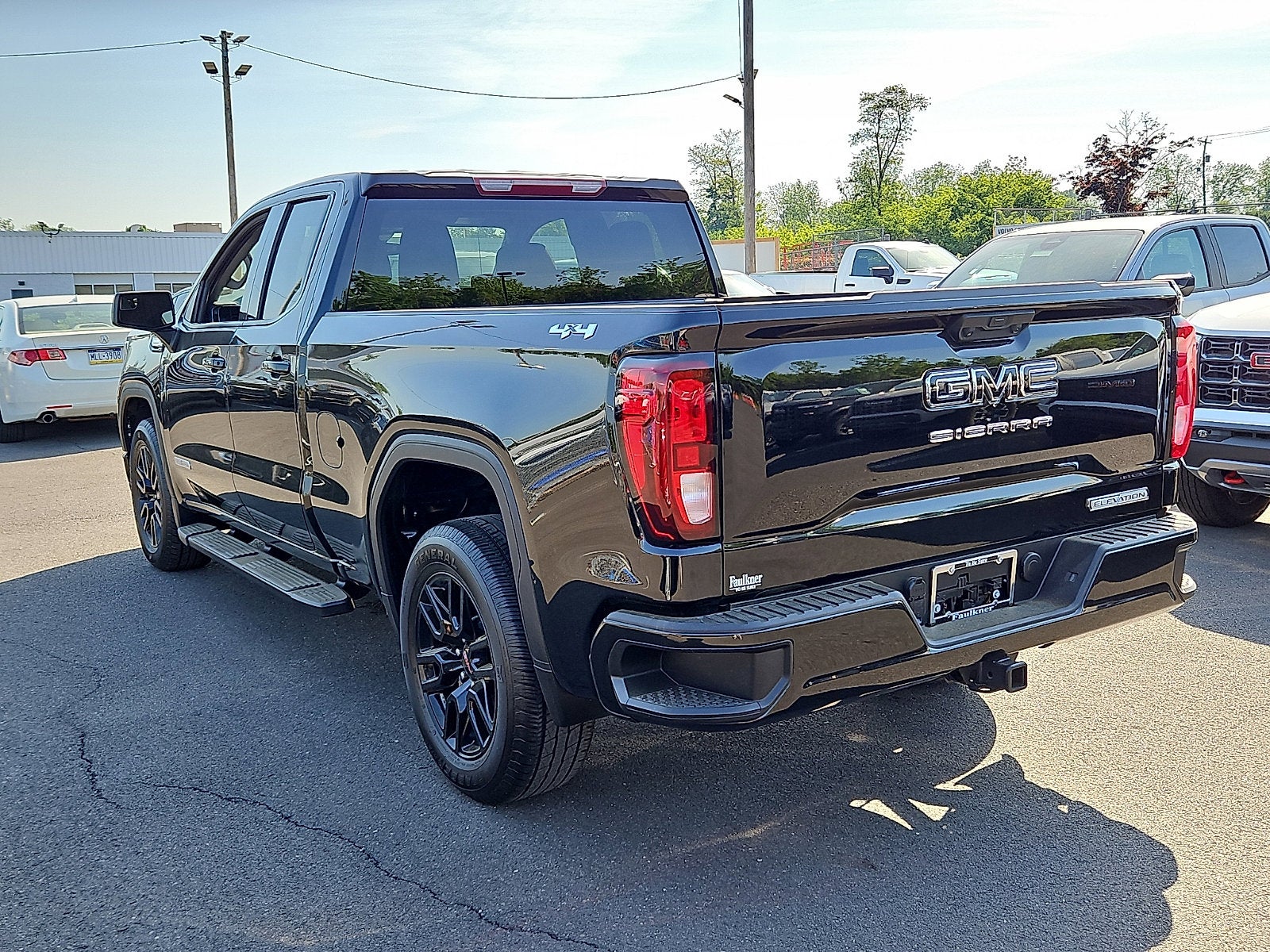2024 GMC Sierra 1500 Elevation