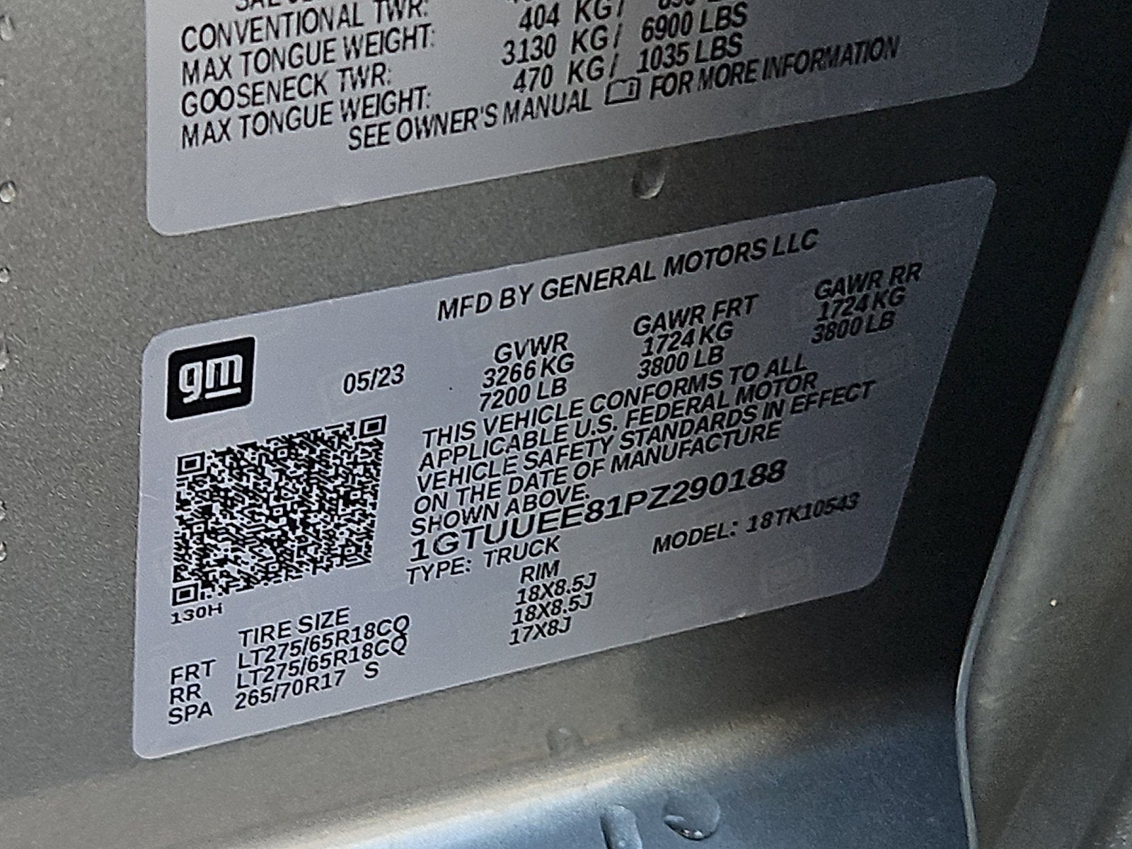 2023 GMC Sierra 1500 AT4