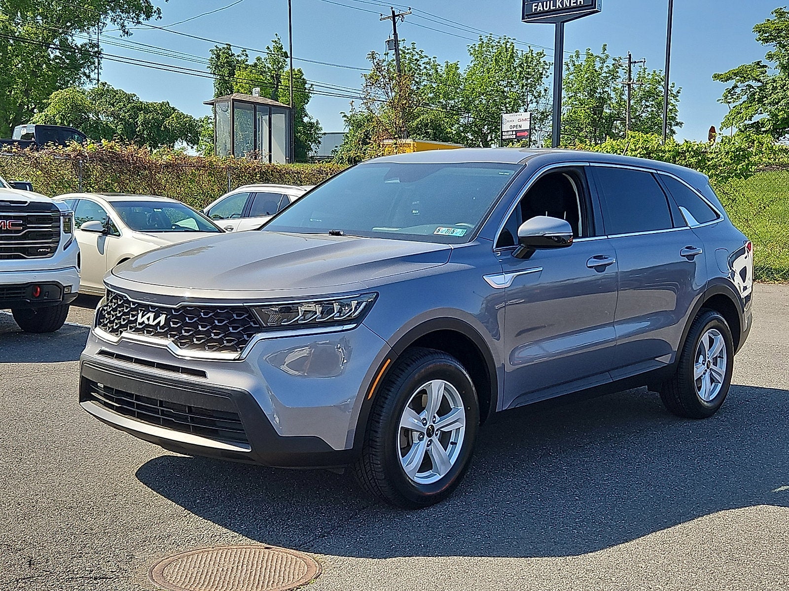 2022 Kia Sorento LX