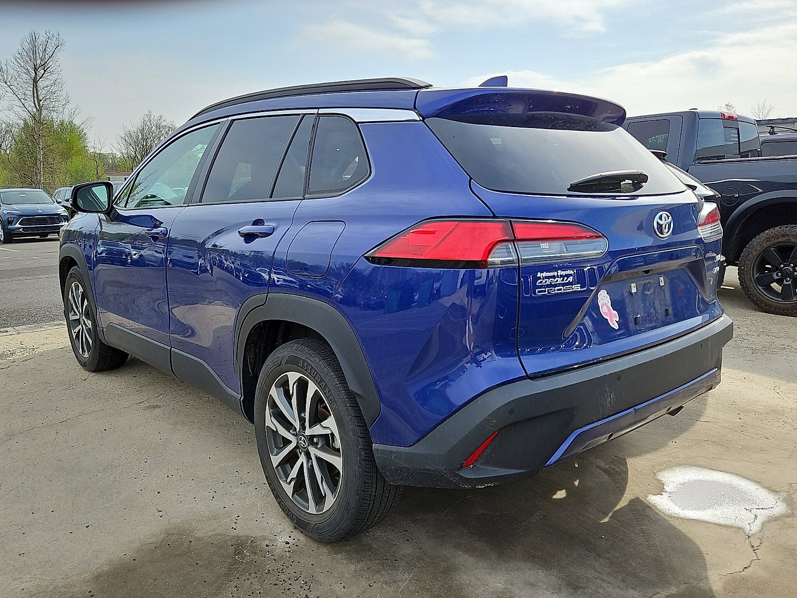 2023 Toyota Corolla Cross XLE