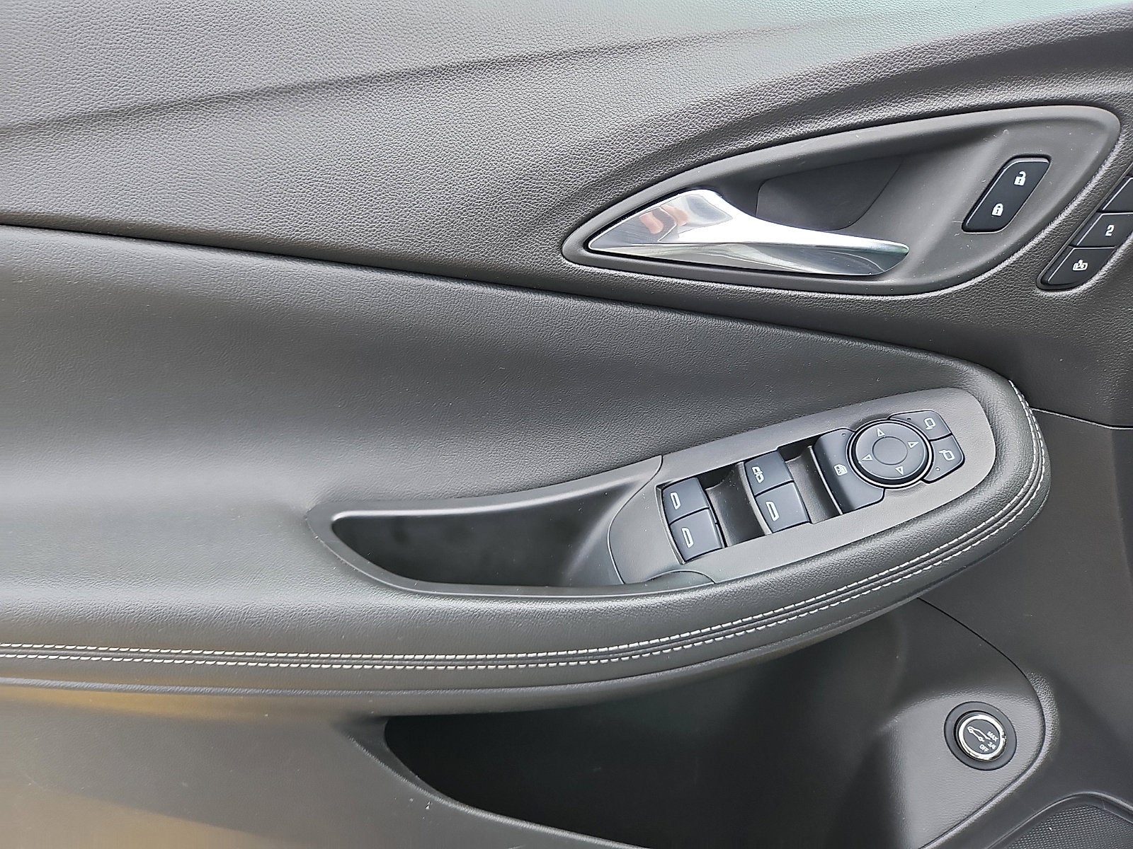 2025 Buick Encore GX Avenir