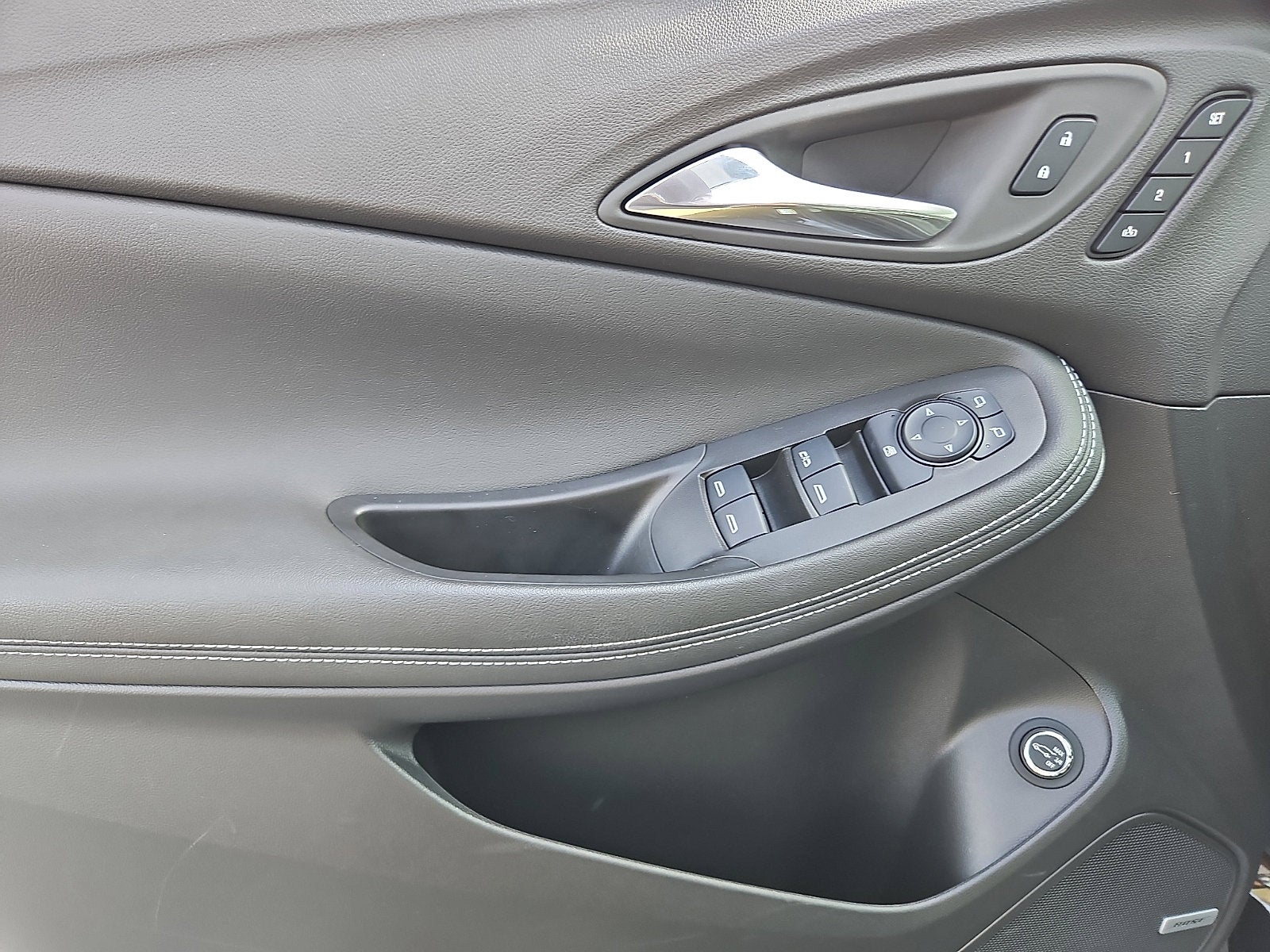 2025 Buick Encore GX Avenir