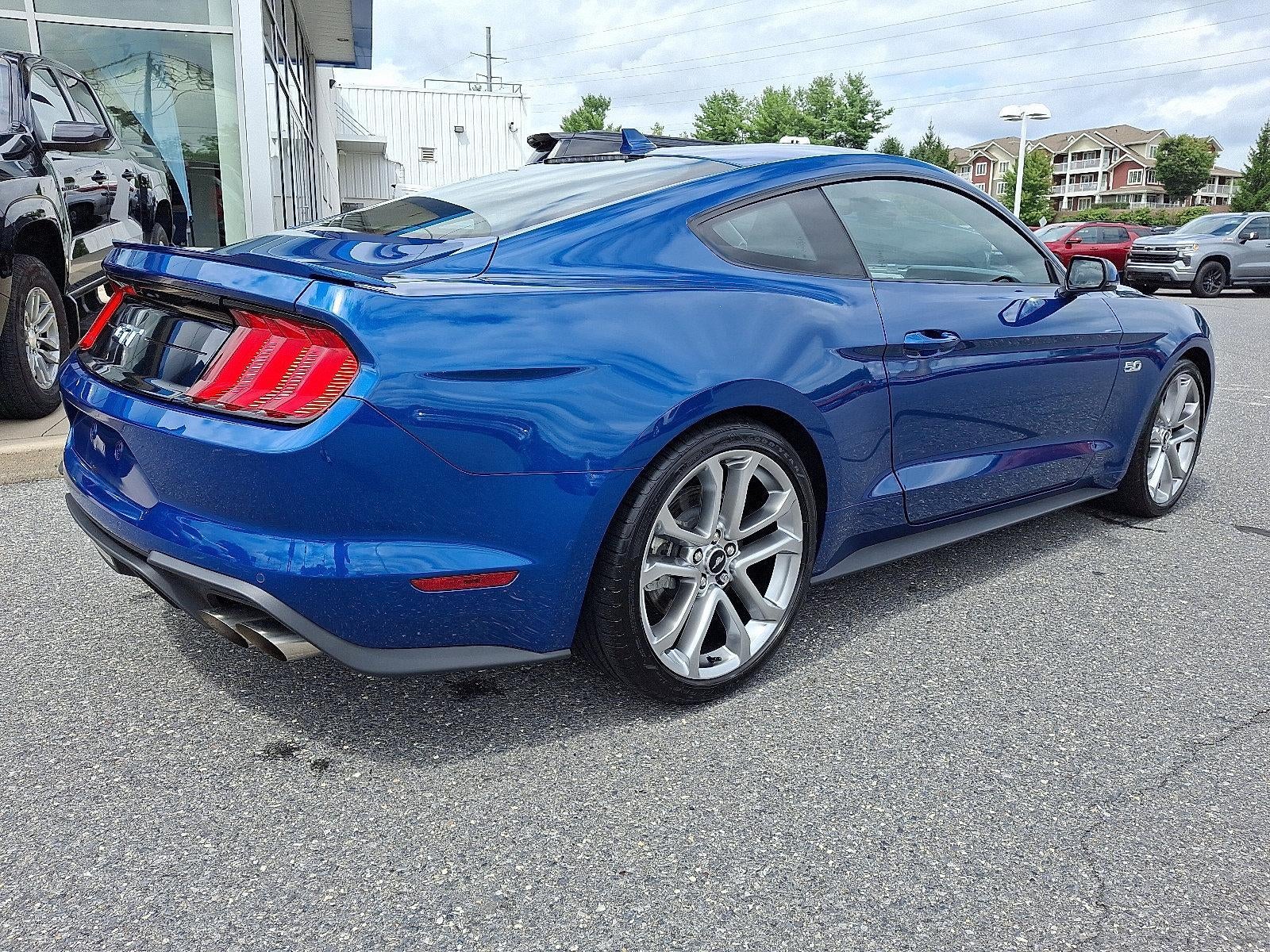 2022 Ford Mustang GT Premium Fastback