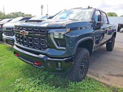 2026 Chevrolet Silverado 2500 HD Crew Cab Standard Box 4-Wheel Drive ZR2