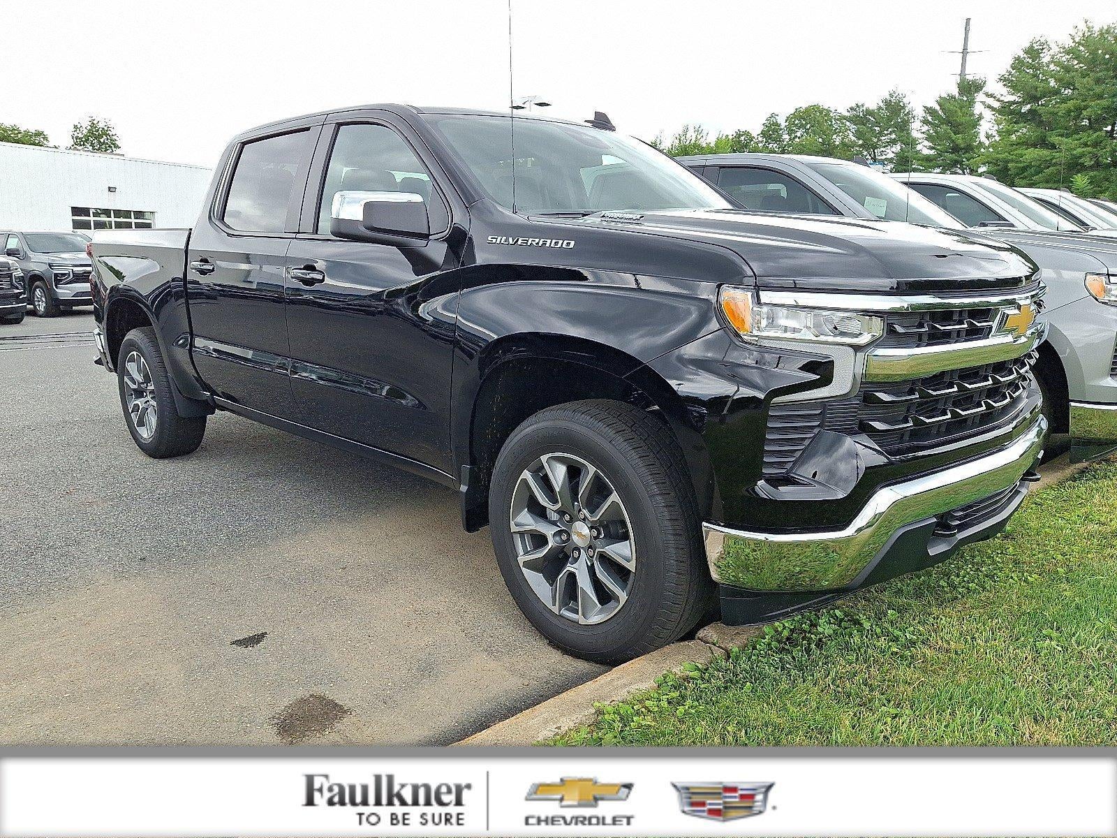 2026 Chevrolet Silverado 1500 Crew Cab Short Box 4-Wheel Drive LT 2FL