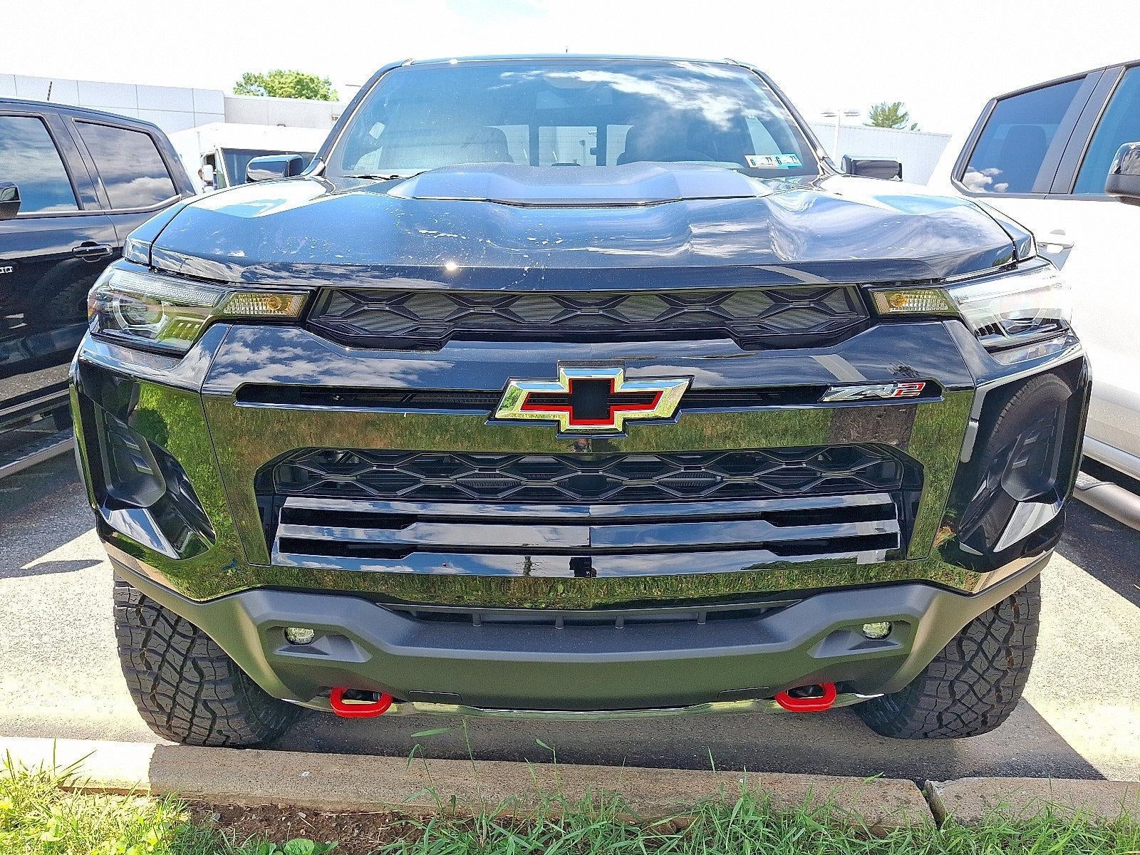 2026 Chevrolet Colorado Crew Cab Short Box 4-Wheel Drive ZR2
