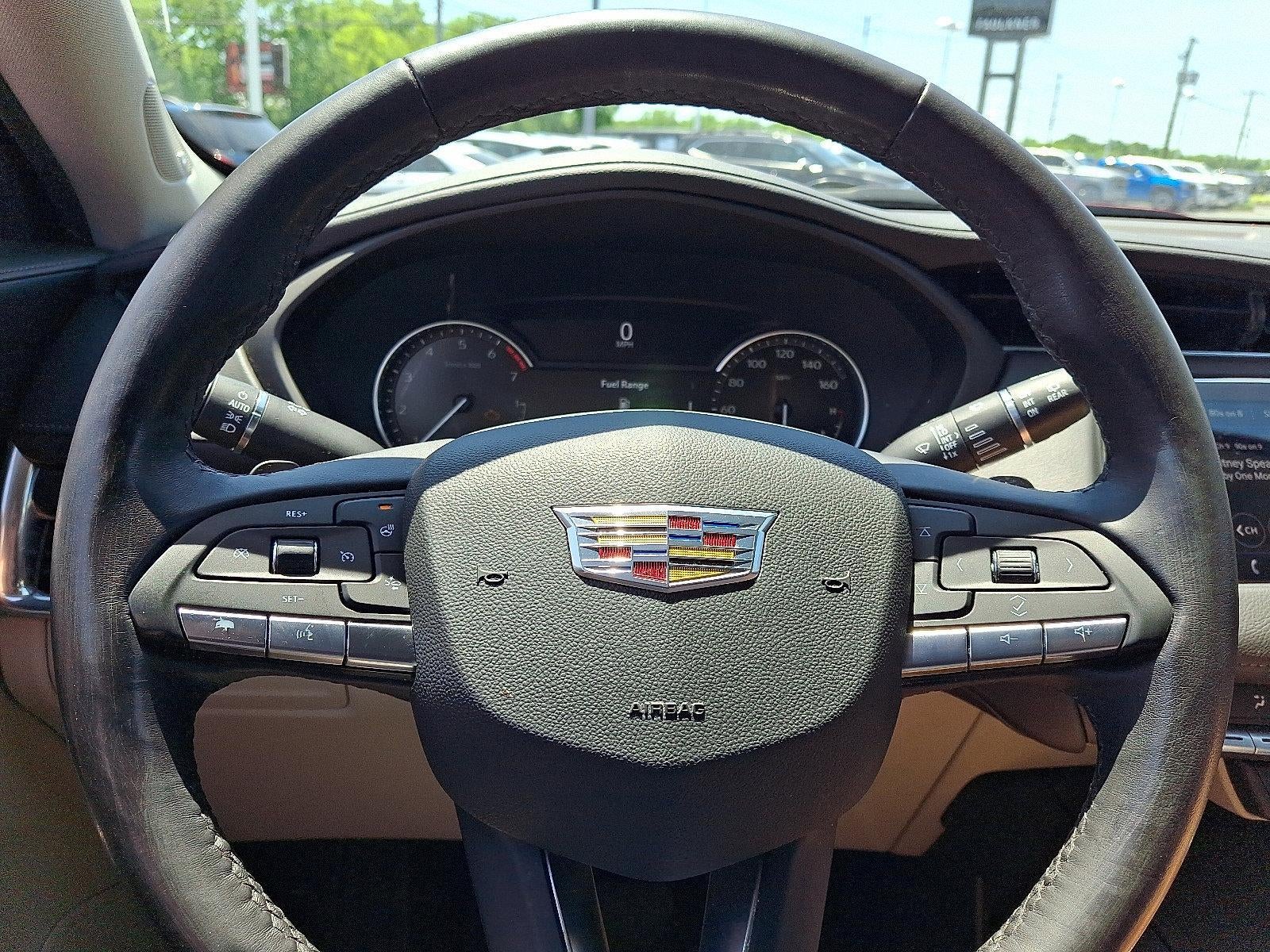 2023 Cadillac XT4 Luxury