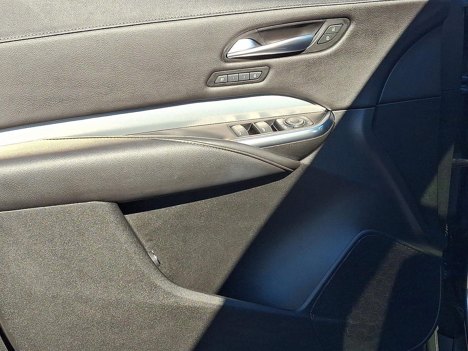 2020 Cadillac XT4 Premium Luxury