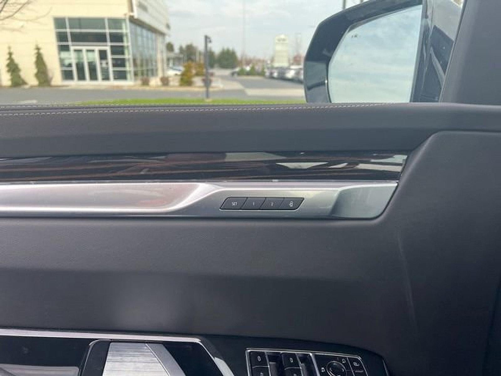 2025 Cadillac Escalade Premium Luxury