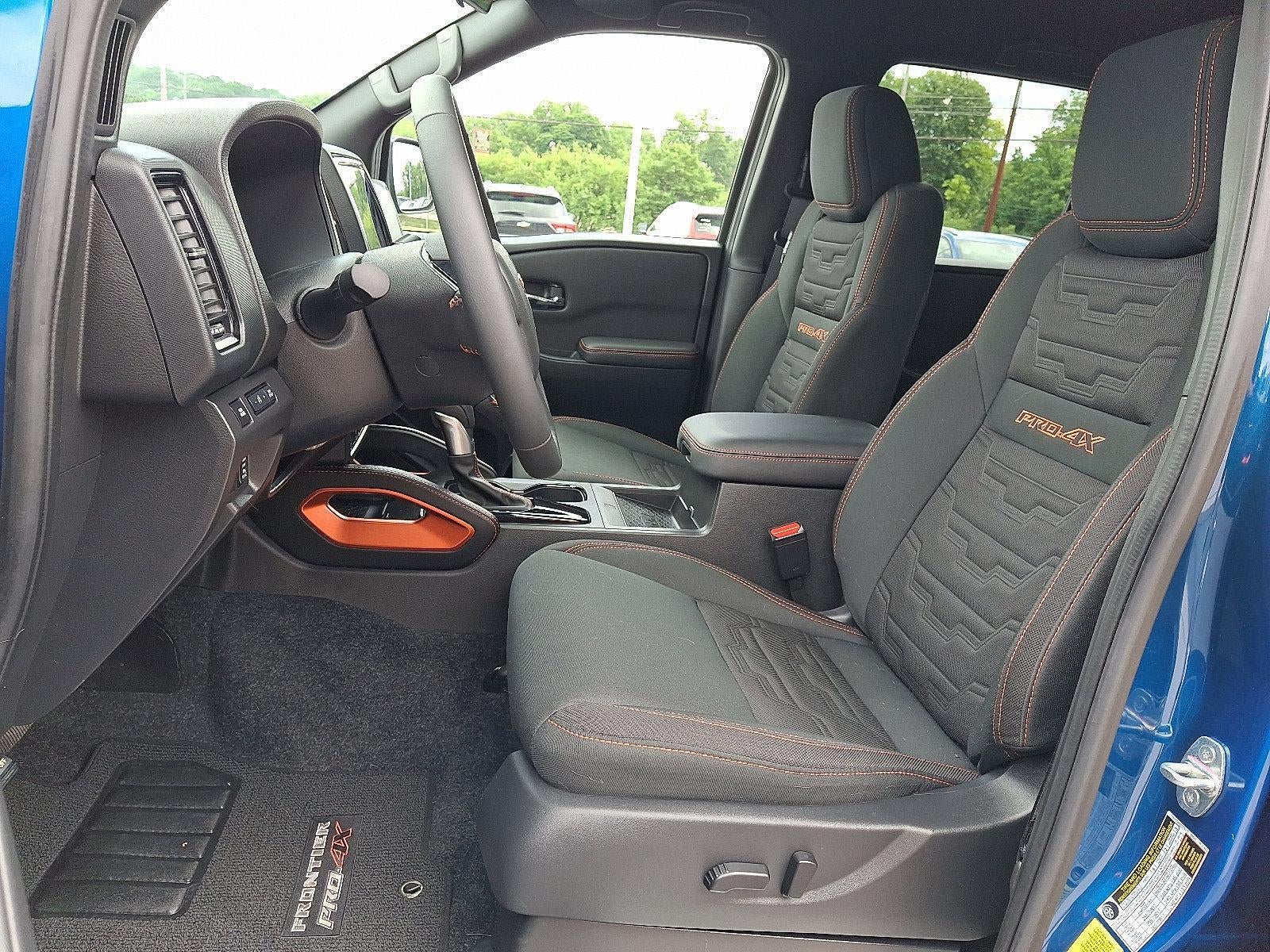 2024 Nissan Frontier Crew Cab PRO-4X 4x4