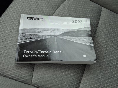 2023 GMC Terrain SLE