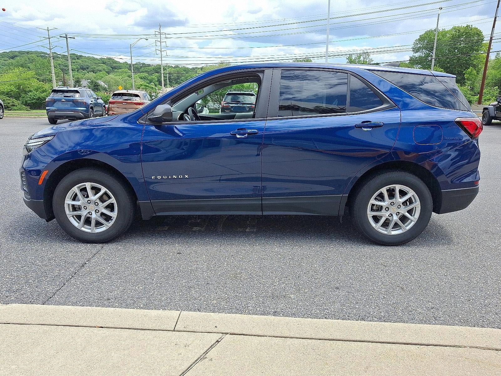 2022 Chevrolet Equinox LS