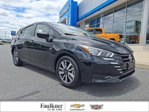 2023 Nissan Versa SV