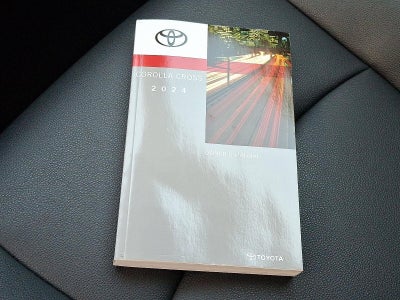 2024 Toyota Corolla Cross XLE