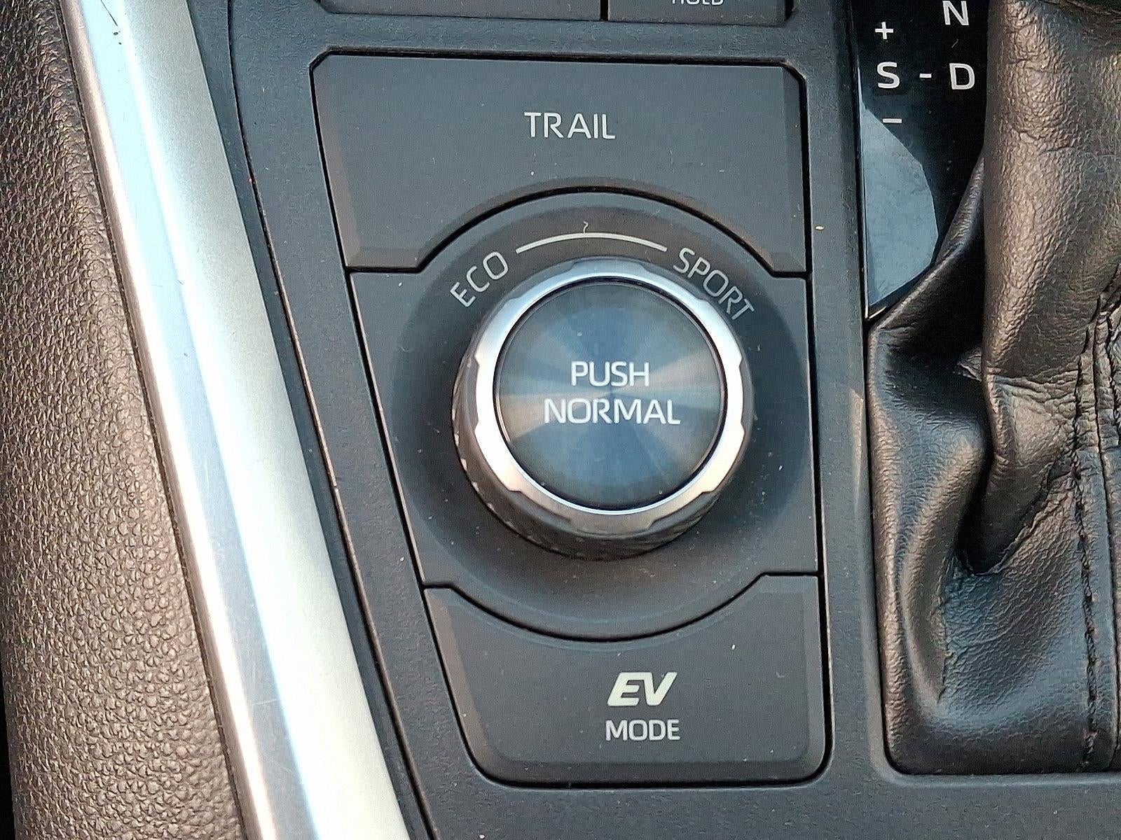 2020 Toyota RAV4 Hybrid XSE