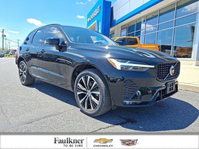 2023 Volvo XC60 B5 Plus Dark Theme