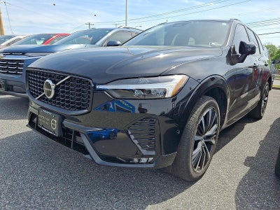 2023 Volvo XC60 B5 Plus Dark Theme