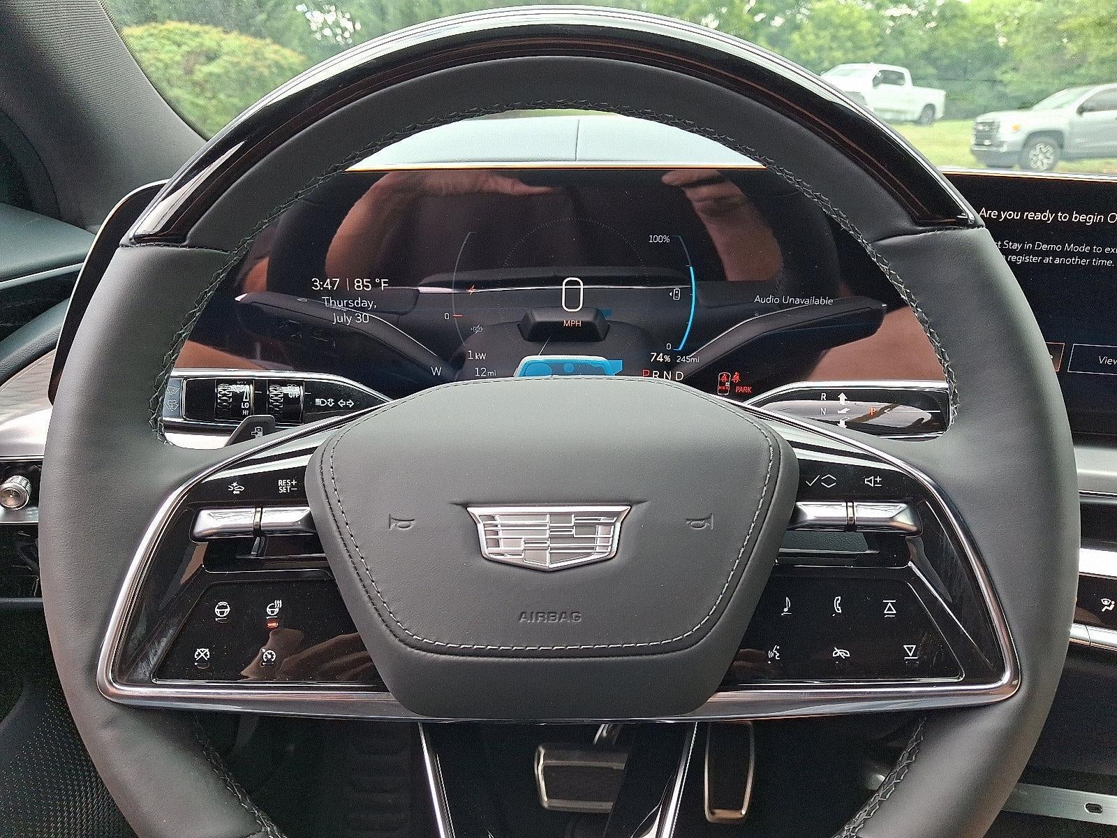 2026 Cadillac LYRIQ 4dr Signature Luxury