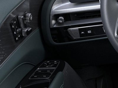 2025 Cadillac LYRIQ 4dr Luxury w/1SE