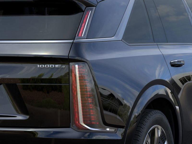 2025 Cadillac ESCALADE IQ AWD Luxury 2