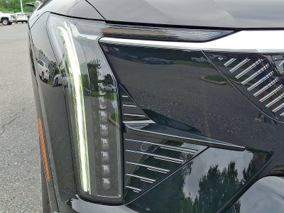 2027 Cadillac OPTIQ 4dr Premium Luxury