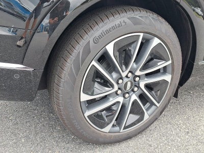 2027 Cadillac OPTIQ 4dr Sport