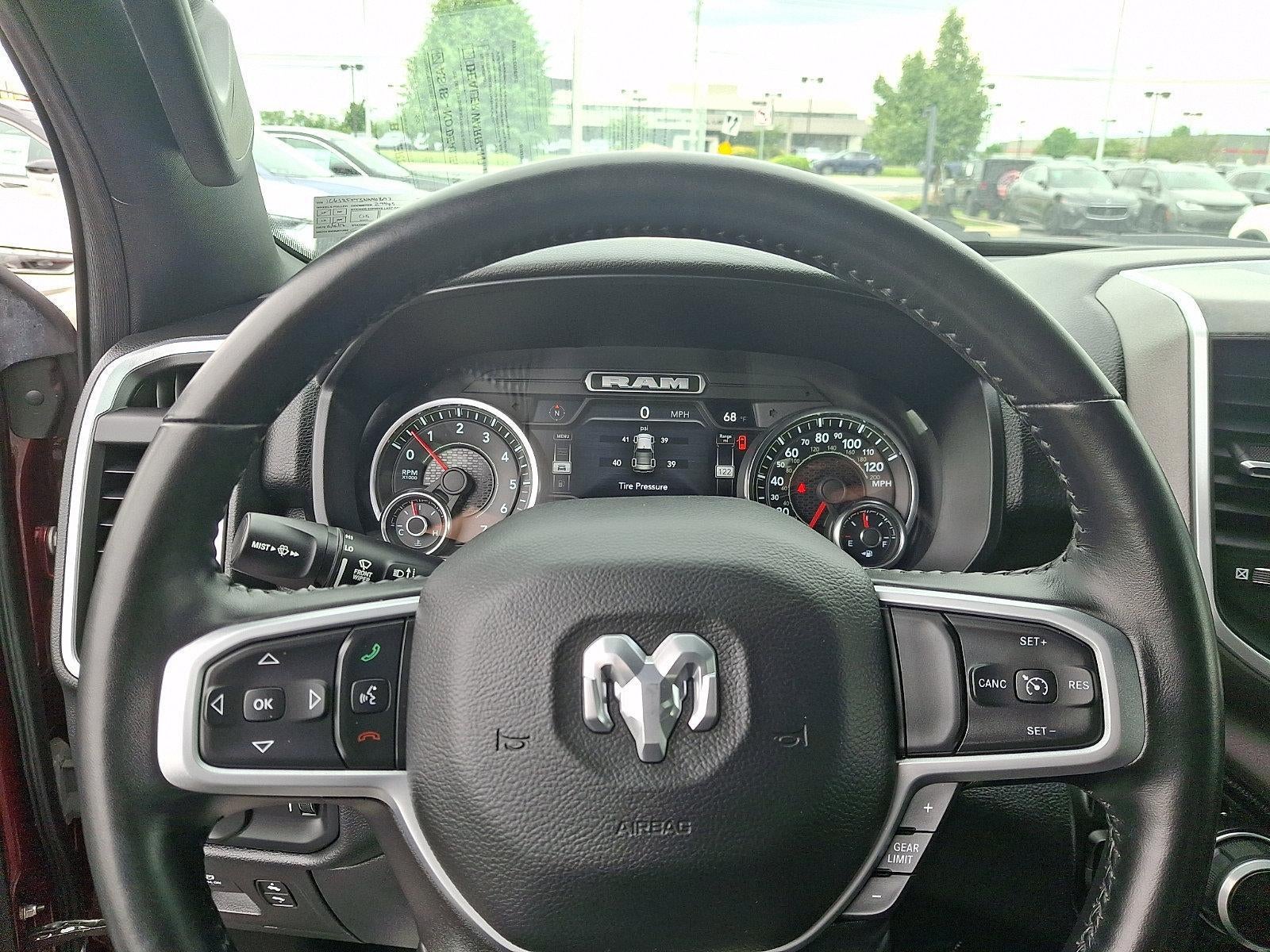 2022 RAM 1500 Big Horn 4x4 Crew Cab 5'7" Box