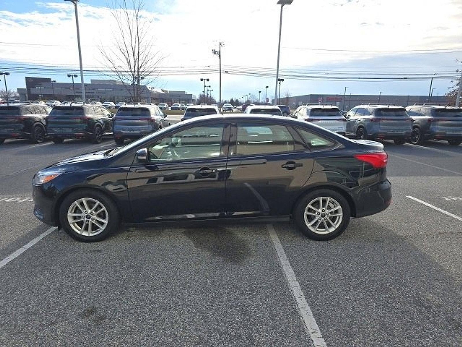2016 Ford Focus 4dr Sdn SE