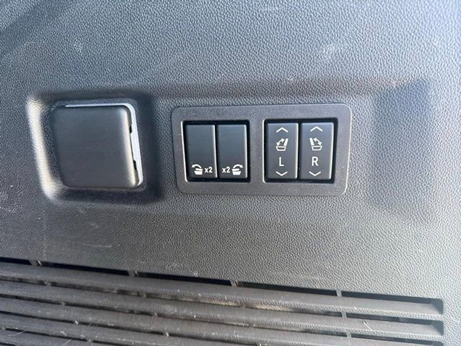 2023 Chevrolet Tahoe 4WD RST