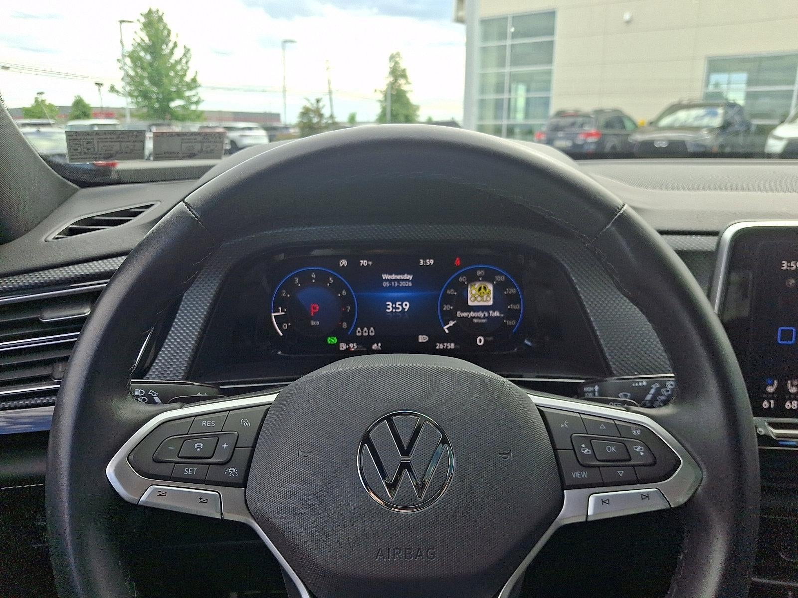 2024 Volkswagen Atlas Cross Sport 2.0T SEL R-Line 4MOTION