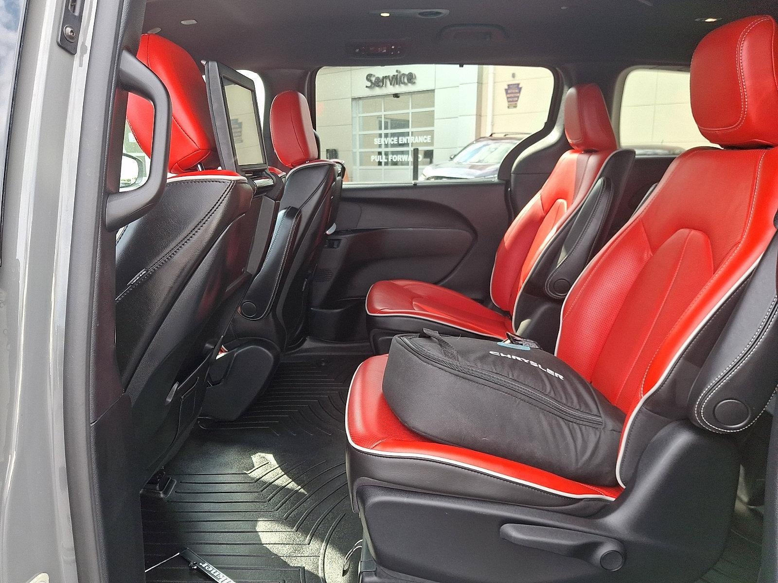 2020 Chrysler Pacifica Hybrid Red S FWD