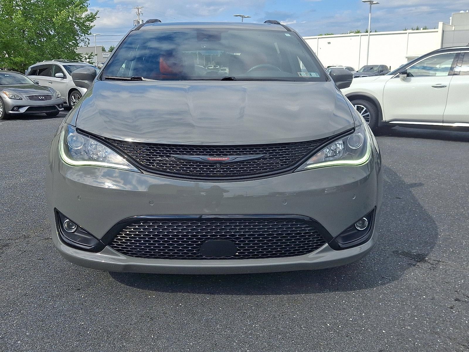 2020 Chrysler Pacifica Hybrid Red S FWD