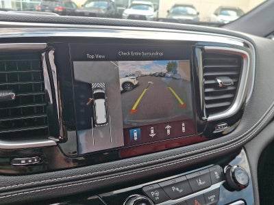2020 Chrysler Pacifica Hybrid Red S FWD