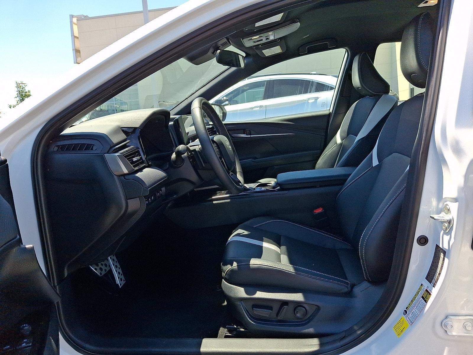 2026 Toyota Camry SE (SE)