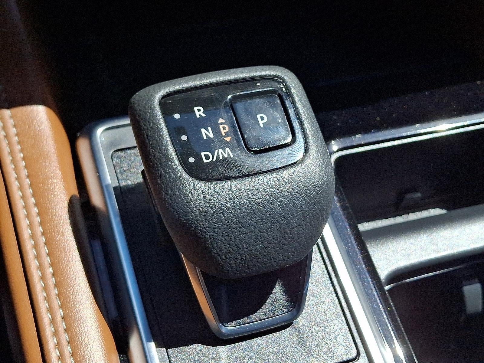2023 Nissan Pathfinder Platinum 4WD