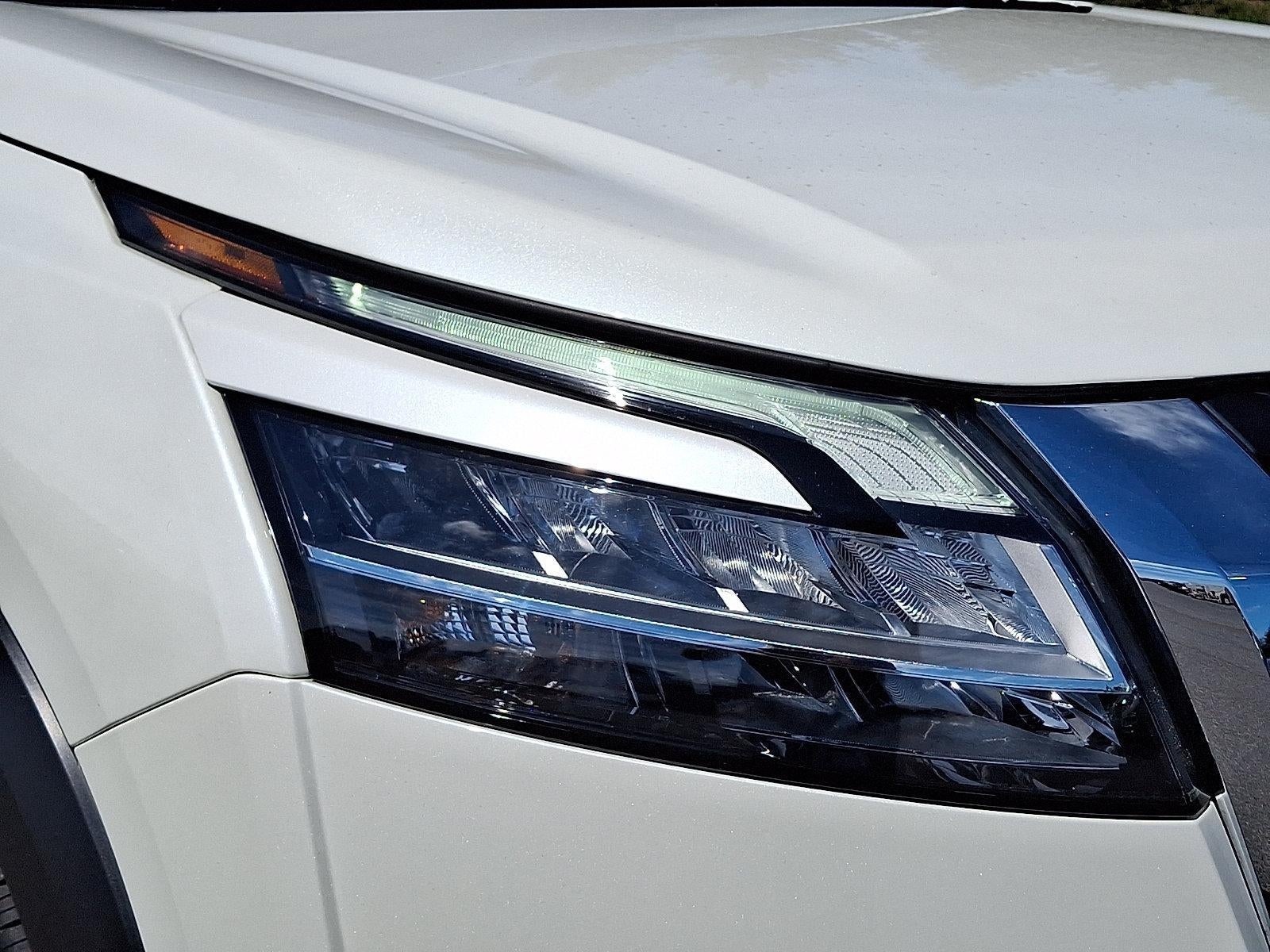 2023 Nissan Pathfinder Platinum 4WD