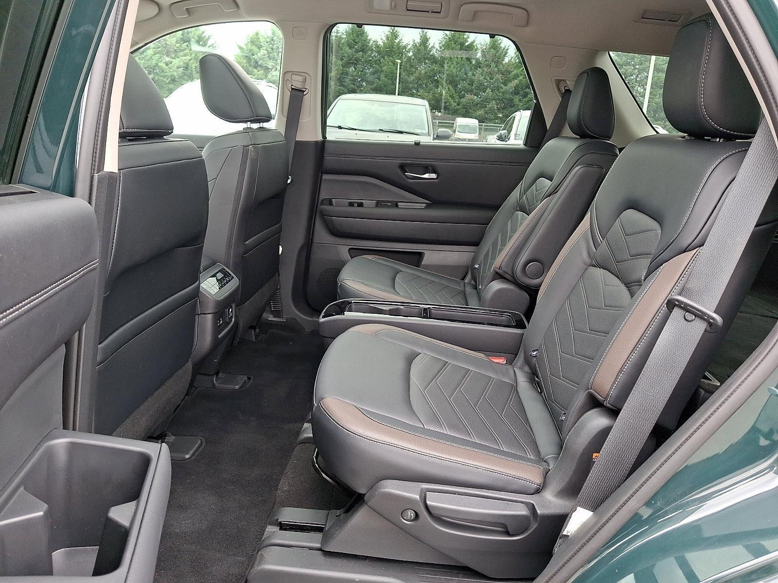 2023 Nissan Pathfinder Platinum 4WD