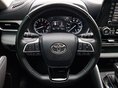 2021 Toyota Highlander XLE AWD (Natl)
