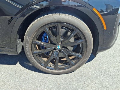 2026 BMW X7 xDrive40i Sports Activity Vehicle