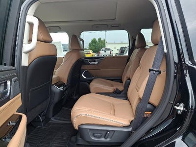 2027 INFINITI QX80 LUXE AWD *Ltd Avail*