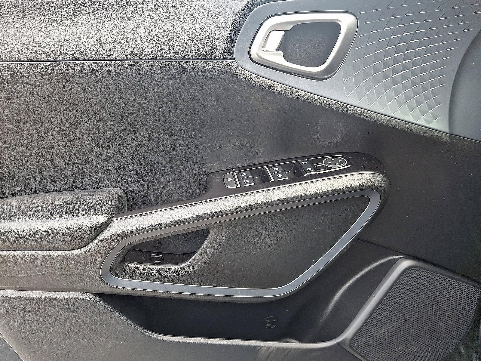 2023 Kia Soul EX IVT