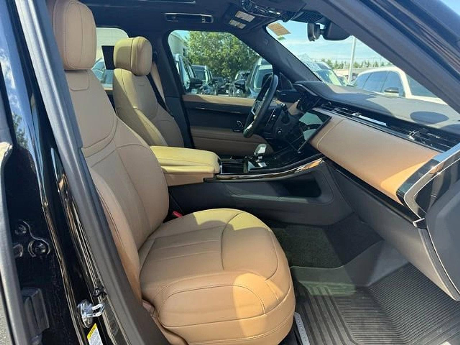2025 Land Rover Range Rover Sport P360 SE
