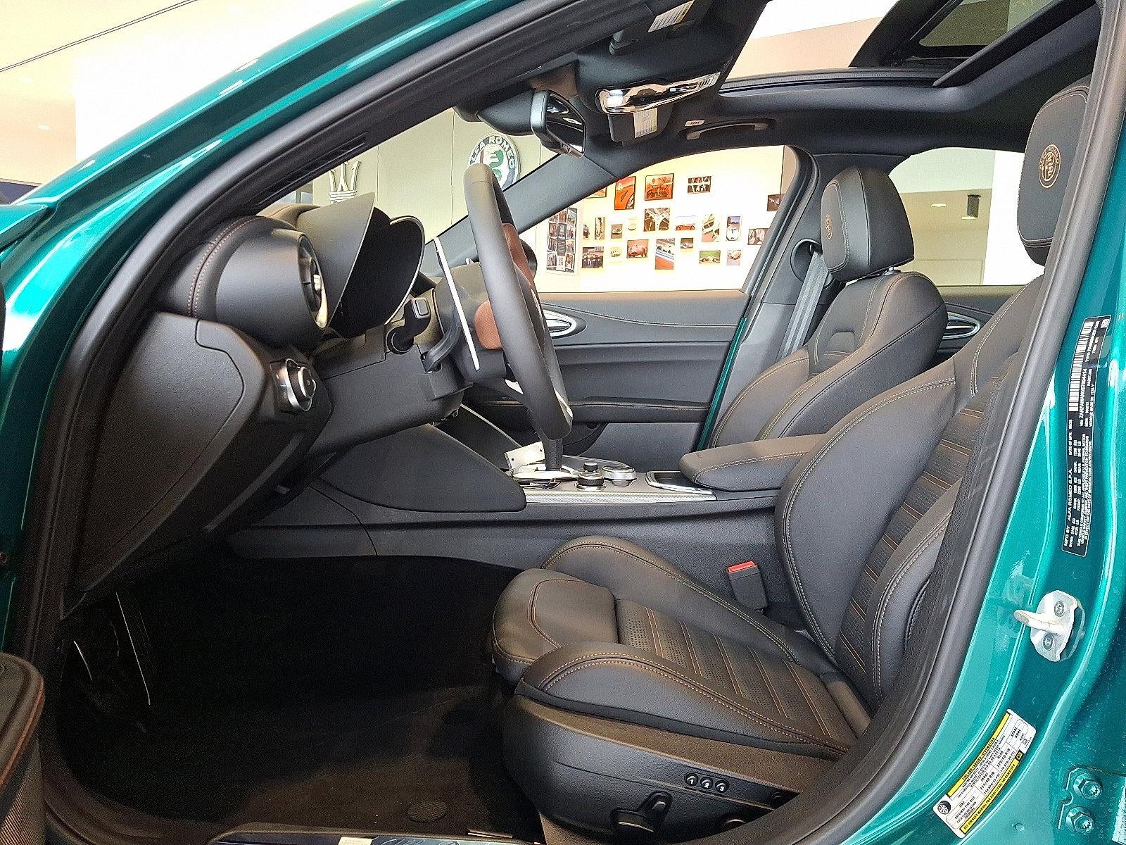 2025 Alfa Romeo Giulia Intensa AWD