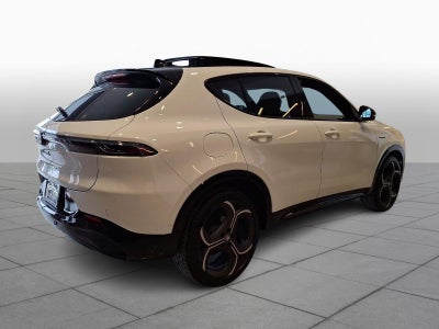 2026 Alfa Romeo Tonale Veloce AWD